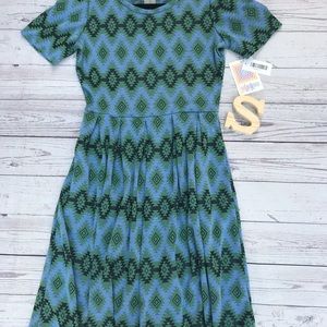 LuLaRoe Amelia
